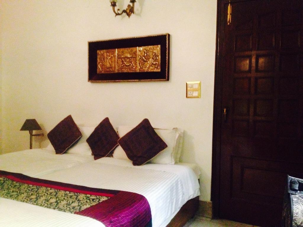 Master Bed And Breakfast Νέο Δελχί Δωμάτιο φωτογραφία